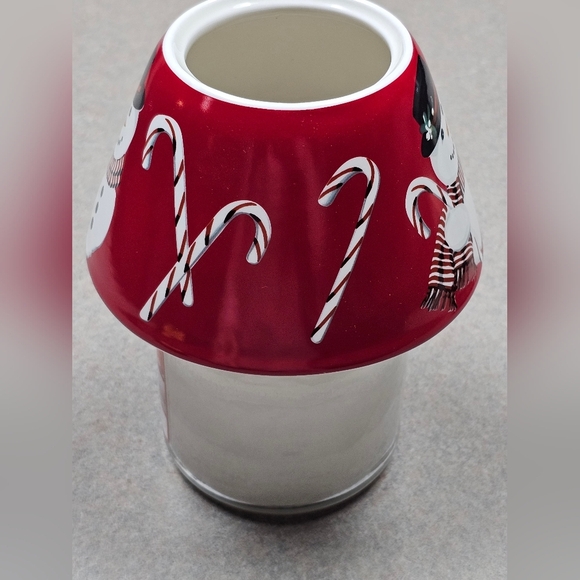 BH&G Jar Candle Ceramic Shade Frosty Peppermint Snow - Picture 6 of 9